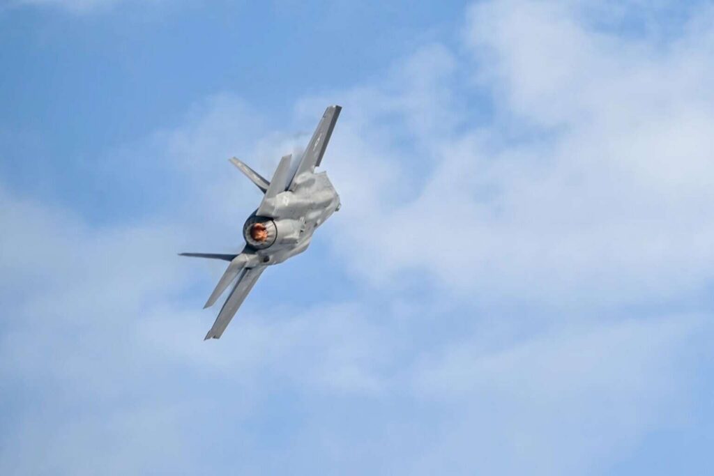 EE.UU. despliega 10 aviones de combate a Puerto Rico para combatir a cárteles